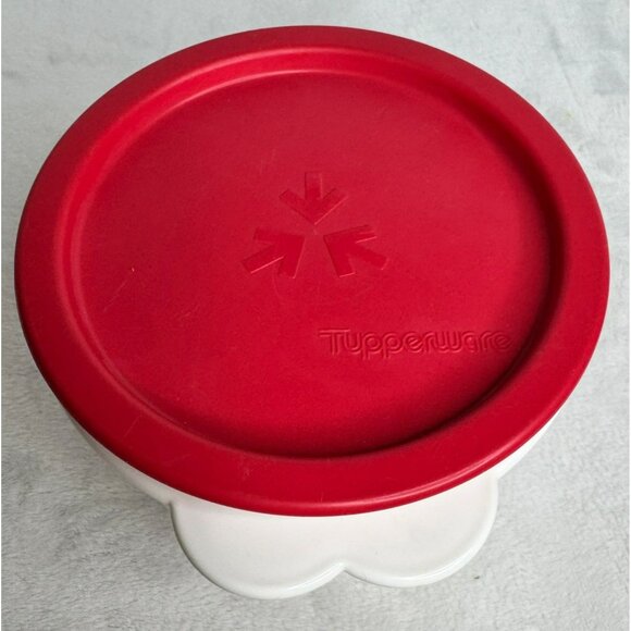 Tupperware White With Red Santa Bowl 2513A-1 26oz With Red Lid 26 oz. - Picture 3 of 9